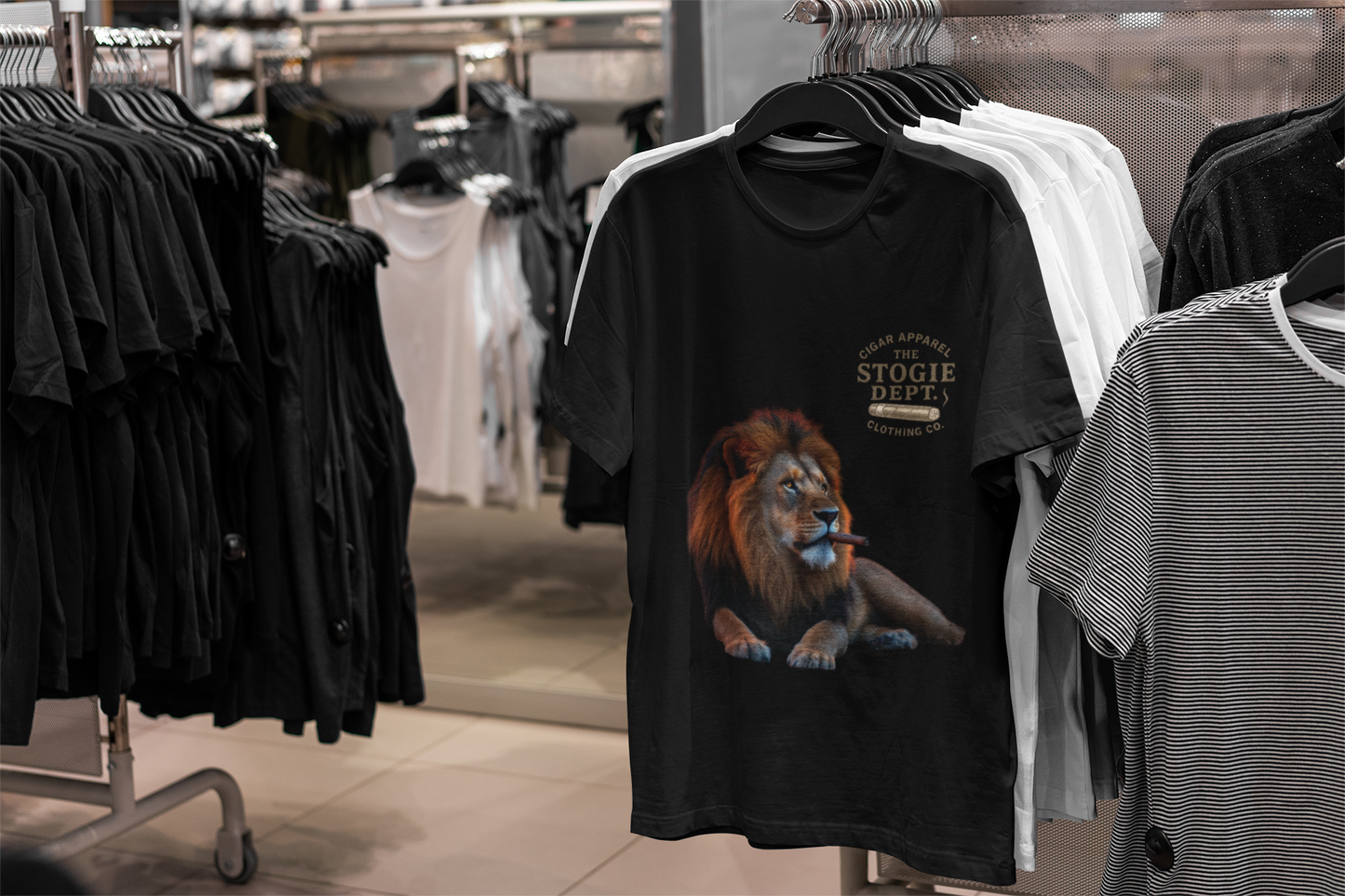 Majestic Lion Graphic Tee - Unisex Heavy Cotton Shirt for Animal Lovers, Relaxed Fit, Gift for Birthdays, Eco-Friendly Fashion